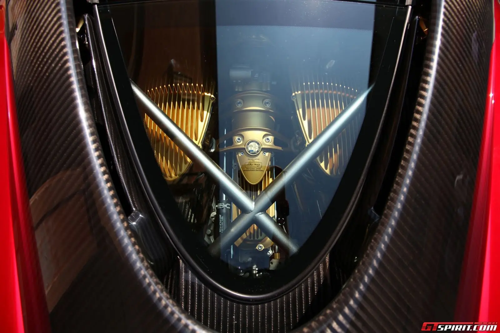 V12