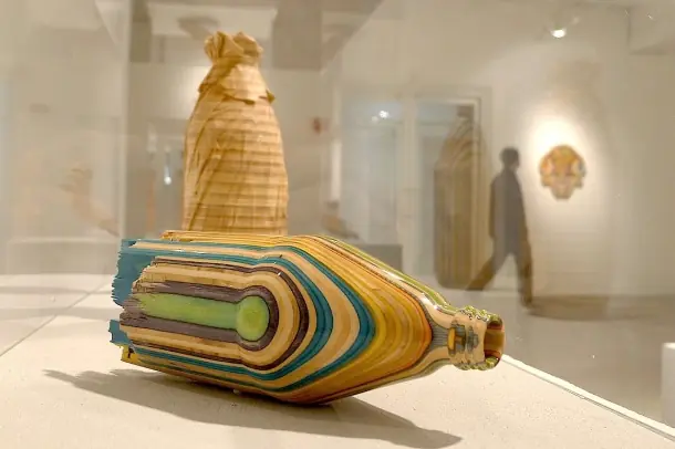 Japonés Convierte Patinetas Impresionantes Esculturas