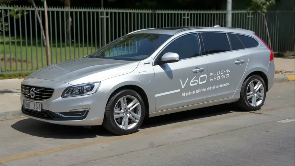 Test Drive: Volvo V60 Plug-in Hybrid