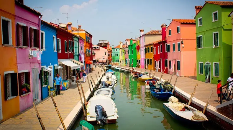 la colorida isla de Burano