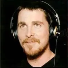 ¿ Christian Bale es la Rana Rene ?