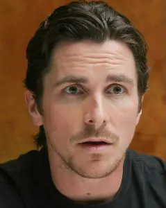 ¿ Christian Bale es la Rana Rene ?