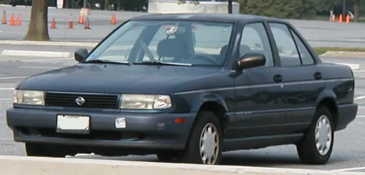 Nissan Sentra B13 (Tsuru, V16)