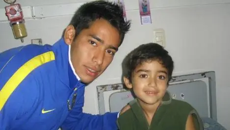 Jugadores de Boca visitaron el hospital de niños de Cta.