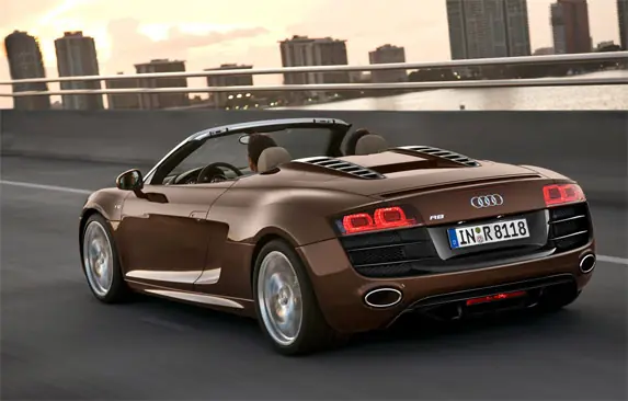 Audi R8, una nave!
