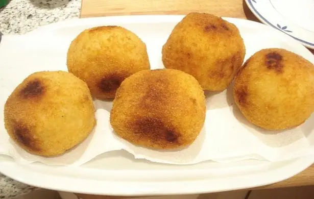 Bombitas de arroz a la siciliana