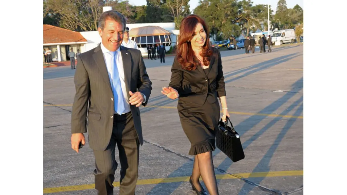 Urribarri: "El camino de la reforma constitucional es c