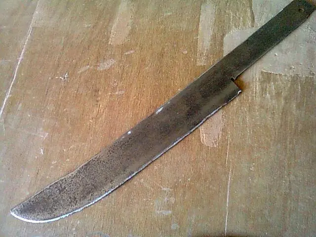 Reciclar machetes y cuchillos