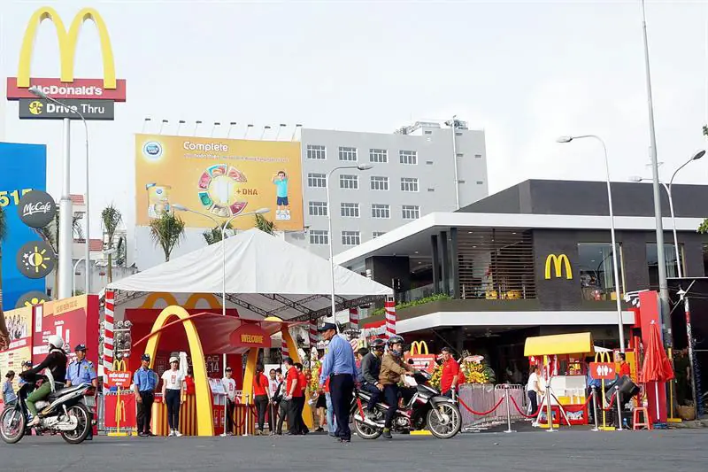 Abre un McDonald's en Vietnam