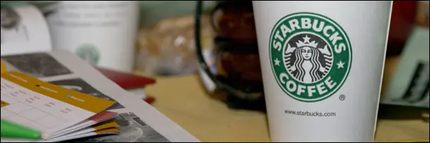 Sobre el logo de Starbucks