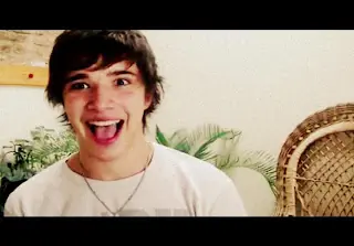 Julian Serrano Biografia
