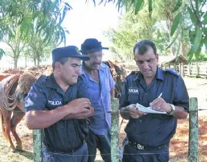 Policia