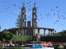 La Leyenda de La Cruz de Zacate en Tepic Nayarit