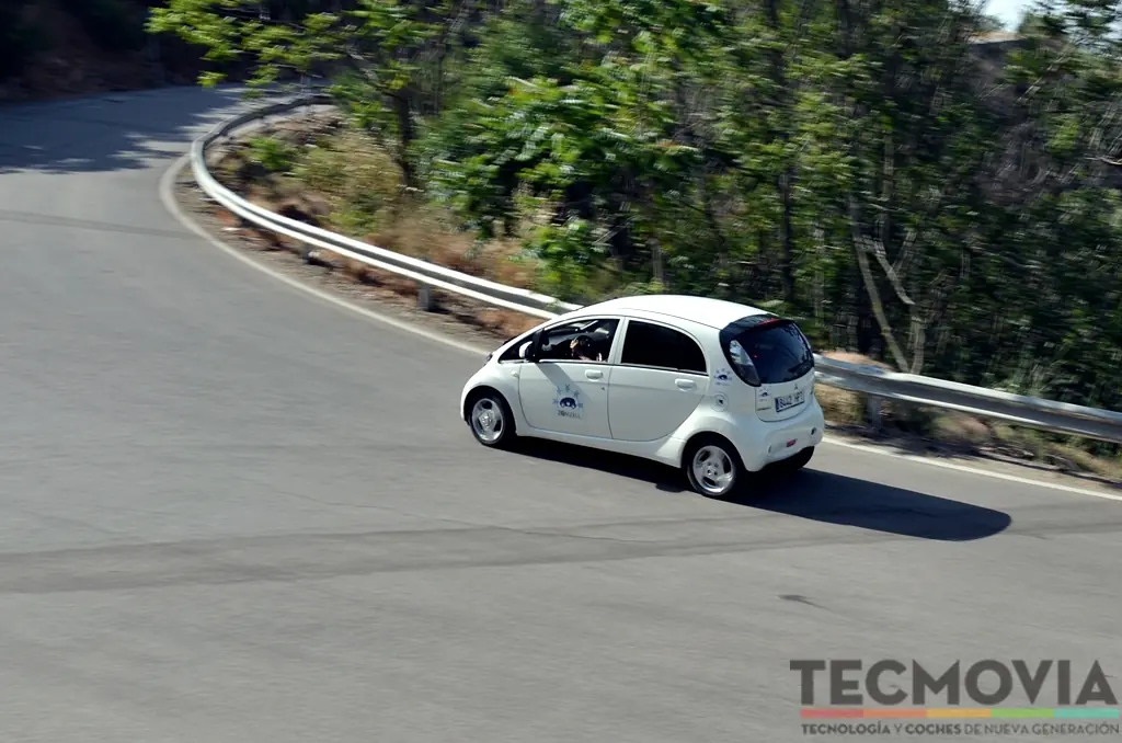 Mitsubishi i-MIEV ZEM2ALL, a prueba: urbano, eléctrico y so