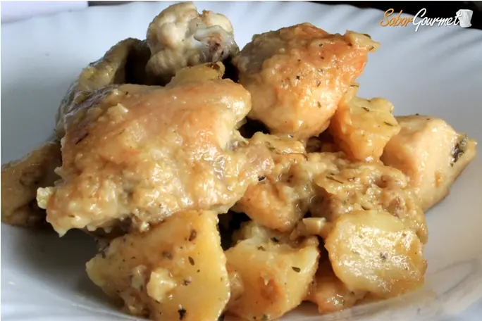 Pollo al ajillo
