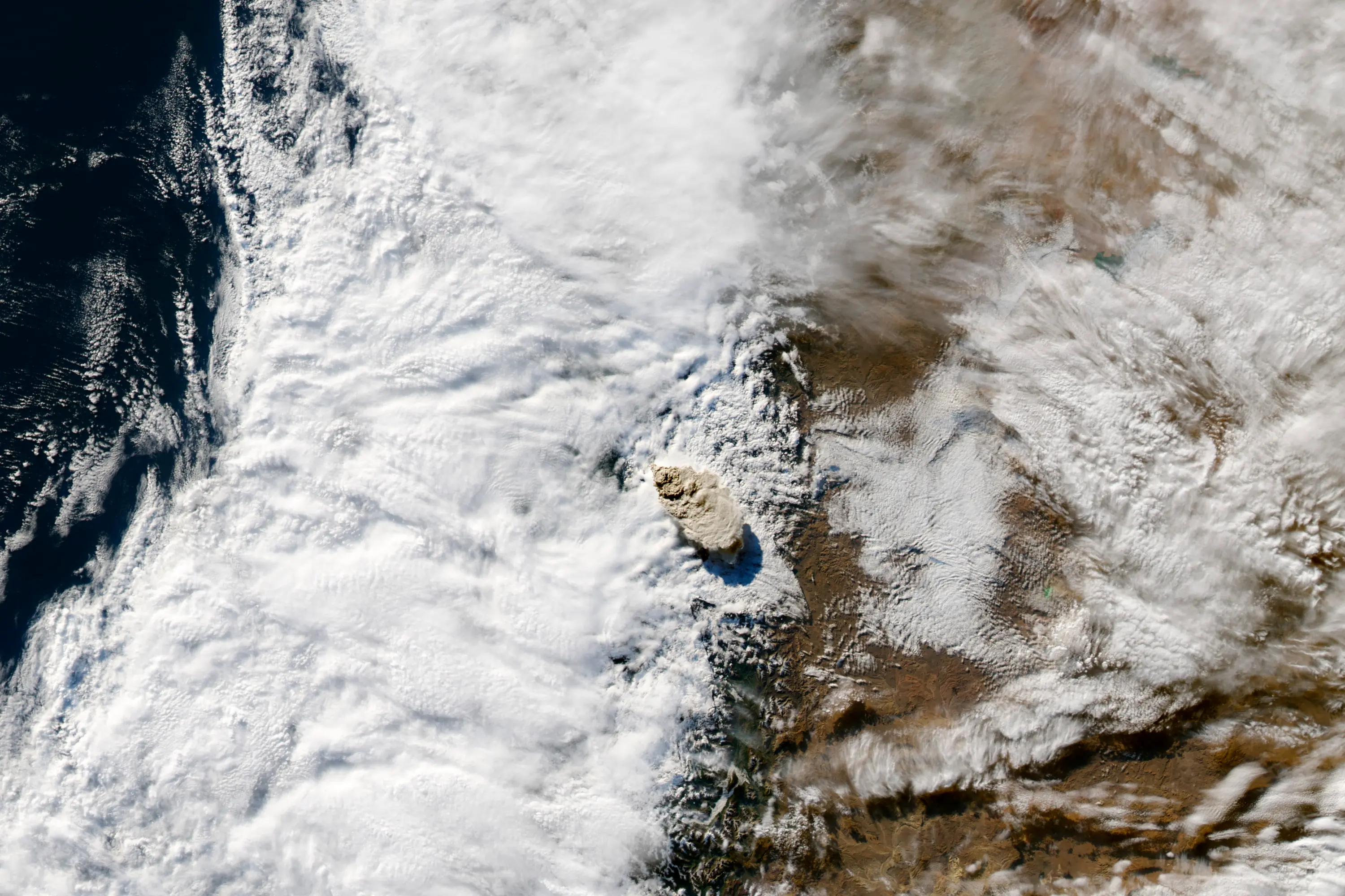 Imagenes de la Tierra desde el satelite Aqua.