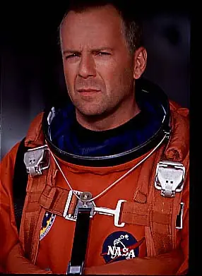 ¿Puede Bruce Willis salvar el mundo?