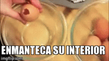 [GIF Receta] Mini Pasteles en forma de Huevo!