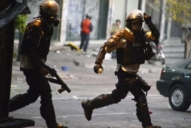 Venezuela admite que ha habido 'excesos policiales'