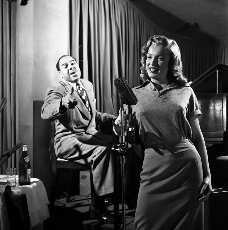 Norma Jeane (Marilyn Monroe)  Parte Cincuenta y cinco