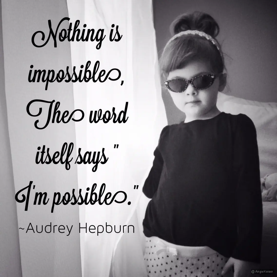 Niña de 4 años hace hermosos vestidos ¡con papel!