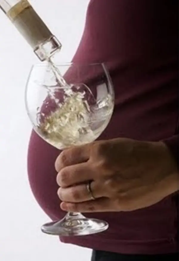 La preferencia por el alcohol surge antes de nacer