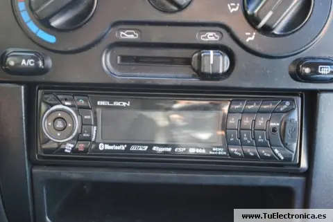 Reparación radio cd de coche