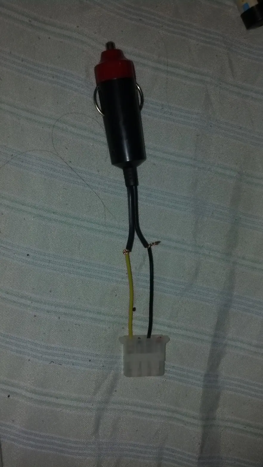 220V
