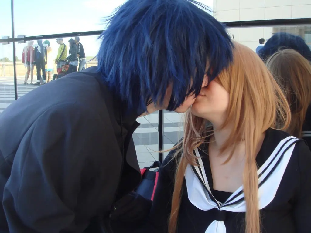 Parejas de otakus haciendo cosplay