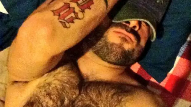 Técnicas para "cazar" a un "oso gay"