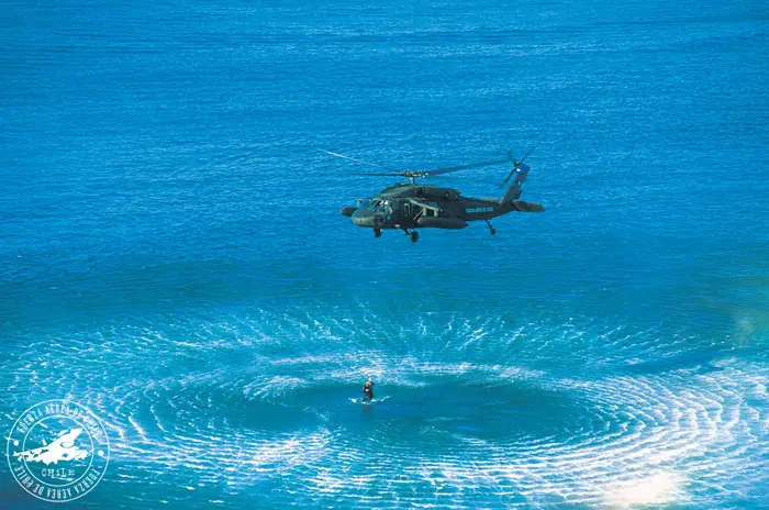 Te gustan los aviones pues entra ya (Fach)