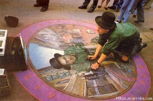 Queres ver algo impresionante entra -> Julian Beever