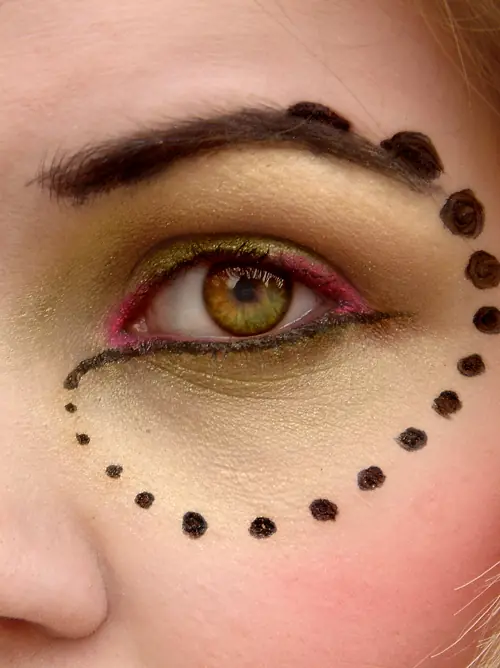 Smokey eyes..