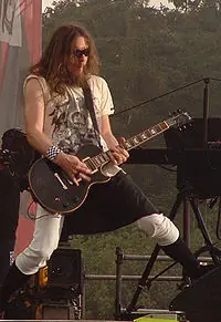 guns