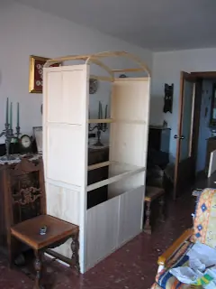 Cómo hacer un mueble vitrina de madera