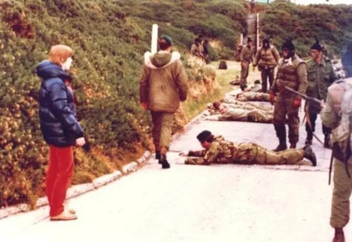 LAS MALVINAS SON ARGENTINAS