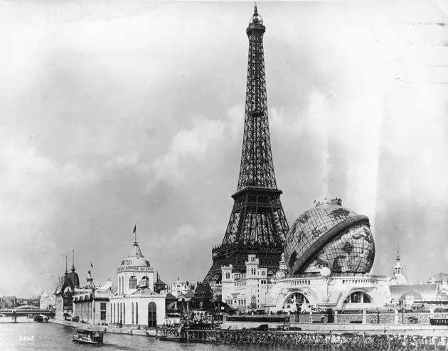 La Torre Eiffel cumple 125 años