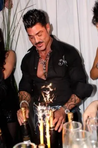 +10 por el cumpleaños del comandante Ricardo Fort. Homenaje