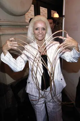 megapost las uñas mas largas