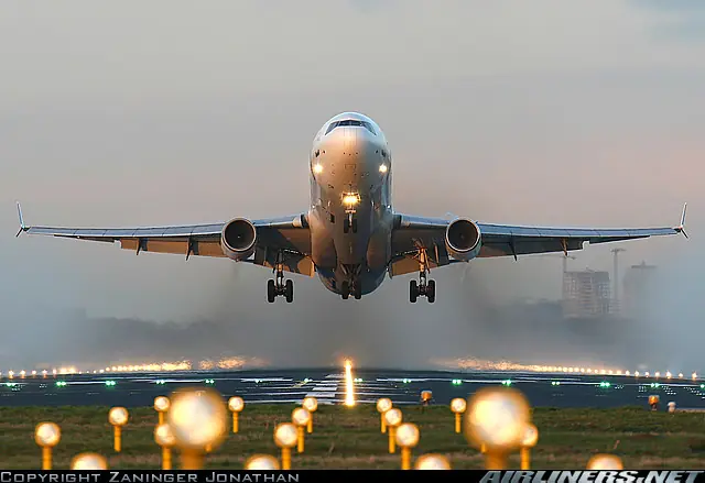 ¿Por qué no se abren las ventanas de un avión?