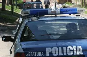 Otro brutal asalto: Quiso defender a su papa y lo mataron