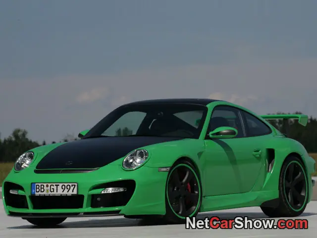 Horrible este porsche q le hicieron??