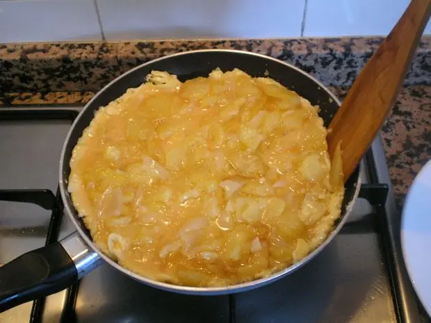 Tortilla Española [casera] [100% natural] [facil]