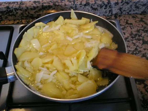 Tortilla Española [casera] [100% natural] [facil]