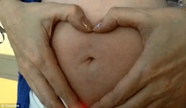 Aceptó morir por un cáncer para salvar la vida de su bebé