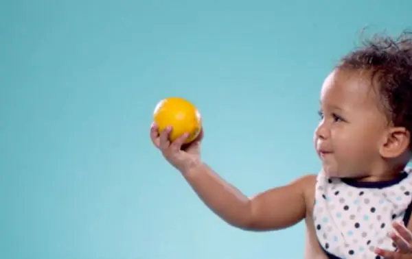 Bebés probando por primera vez limón jajaj
