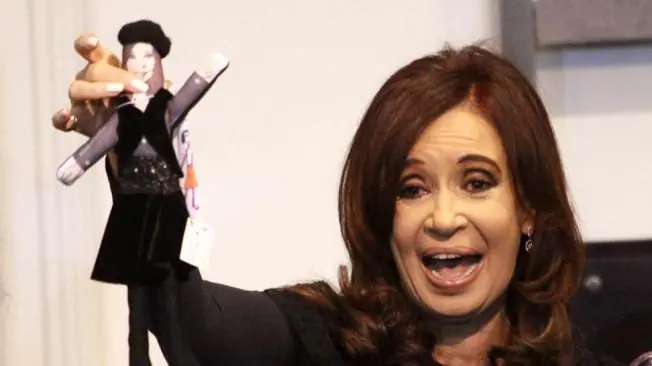 Señora Presidenta, usted no se hace cargo de lo que está m