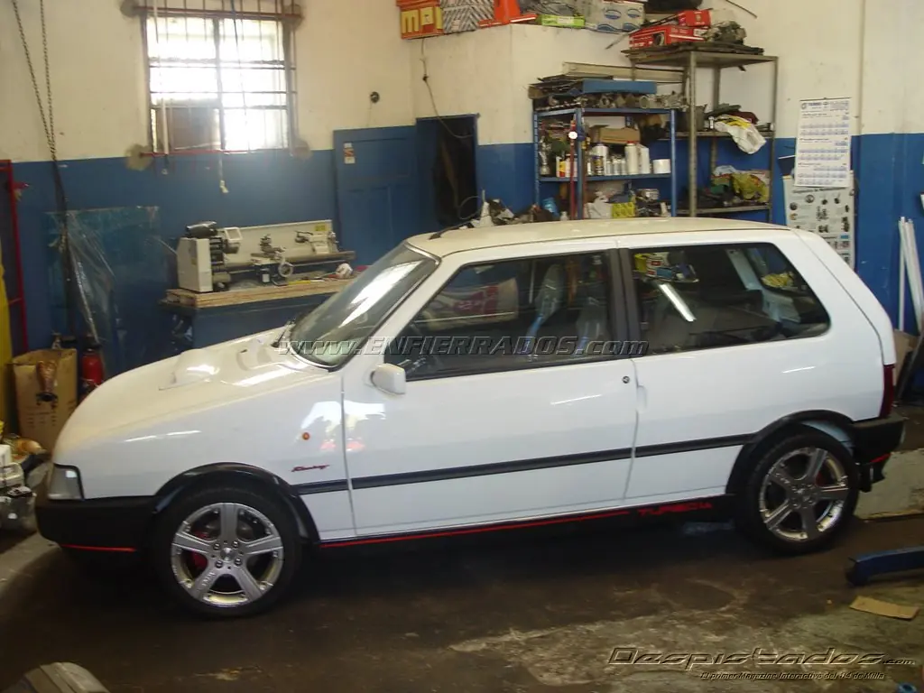 fiat uno