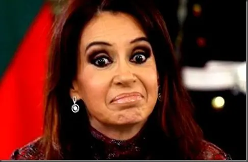 Cristina Kirchner haciendo cosas