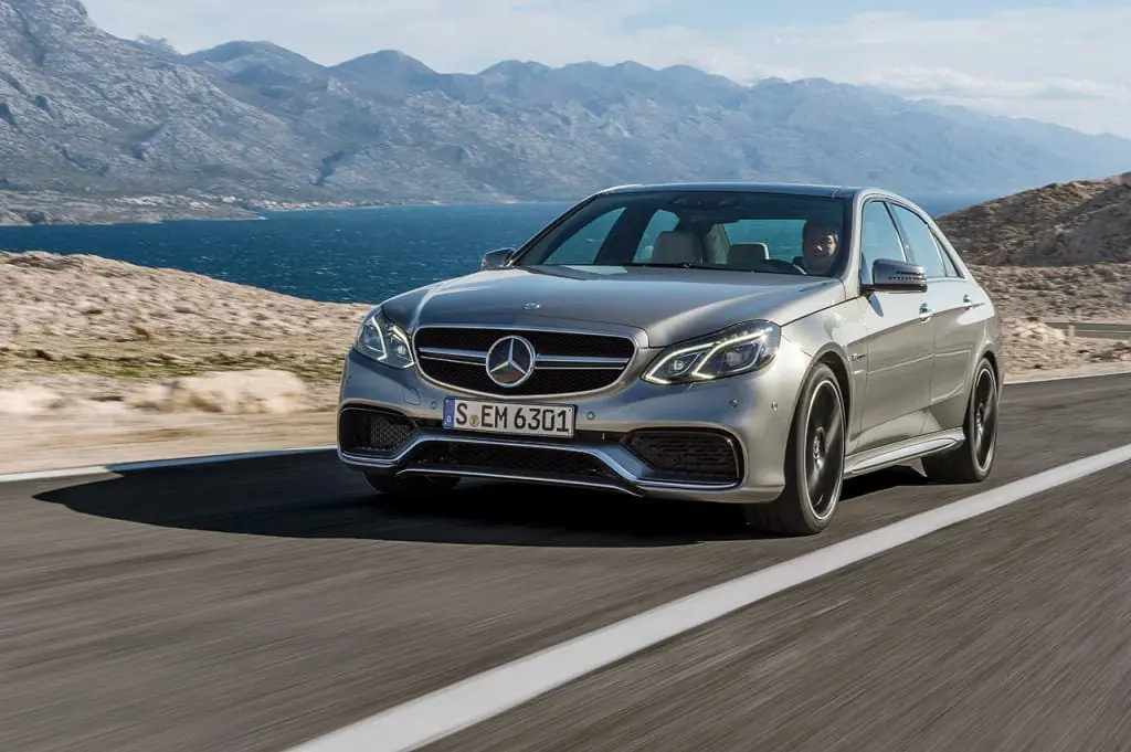 Mercedes E 63 AMG 2013: potencia a raudales y tracción tota